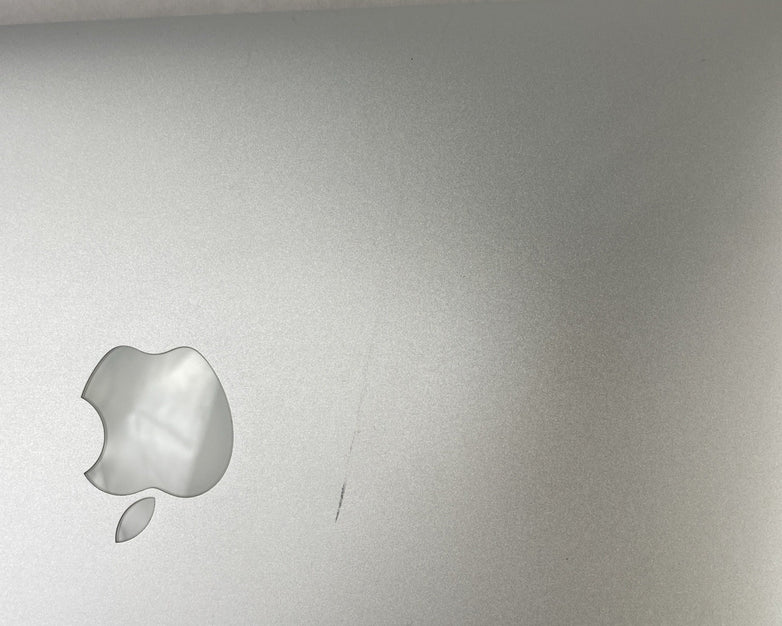 Apple A1465 MacBook Air 2013 11" 1.3Ghz i5 4GB RAM 120GB SSD os11.7.1 321 Cycles