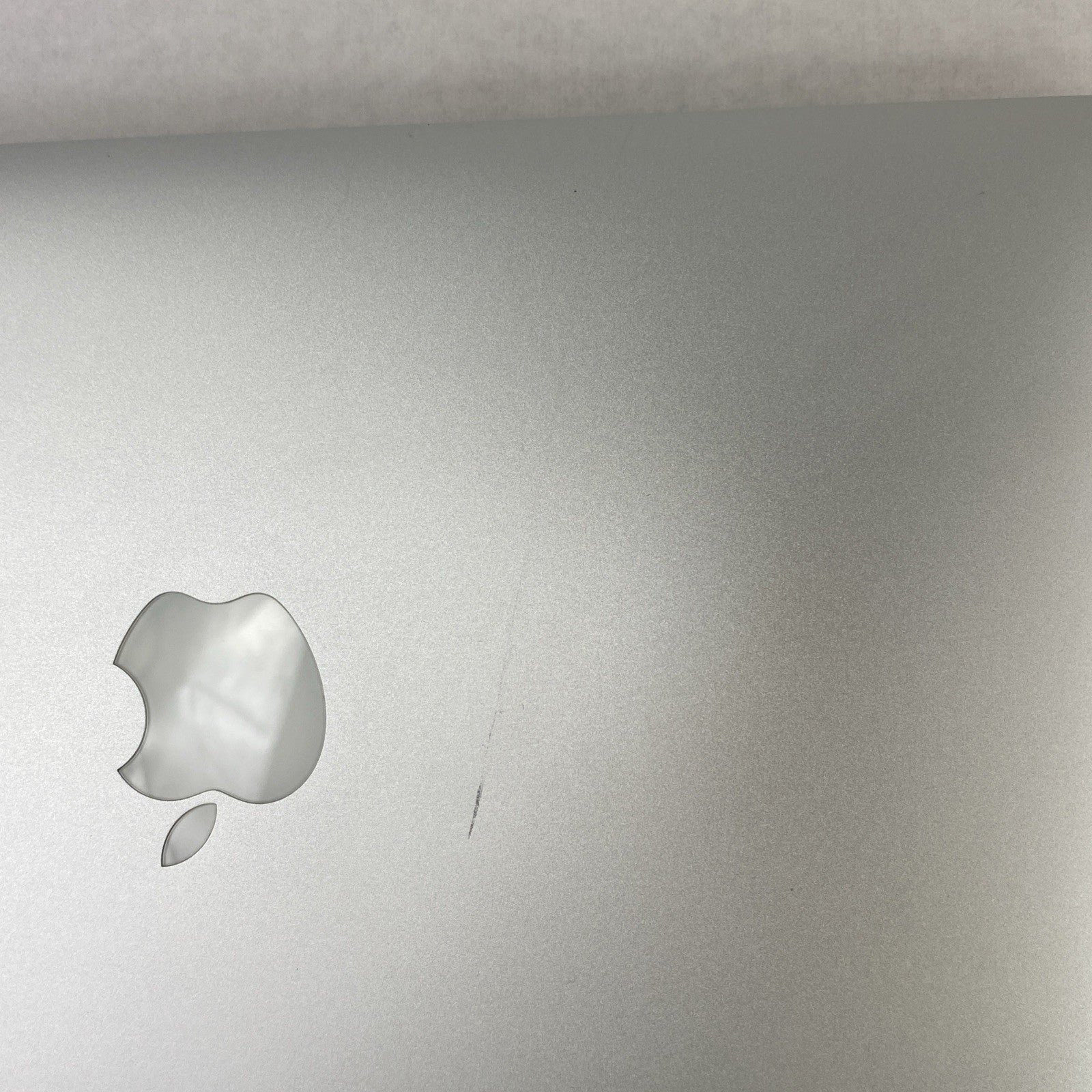 Apple A1465 MacBook Air 2013 11" 1.3Ghz i5 4GB RAM 120GB SSD os11.7.1 321 Cycles