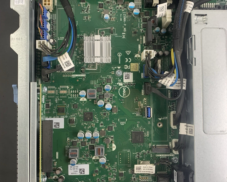 Dell Precision 3930 Rack 1x i9-9900K 3.6 GHz 32 GB Ram No OS No 2.5" HDD