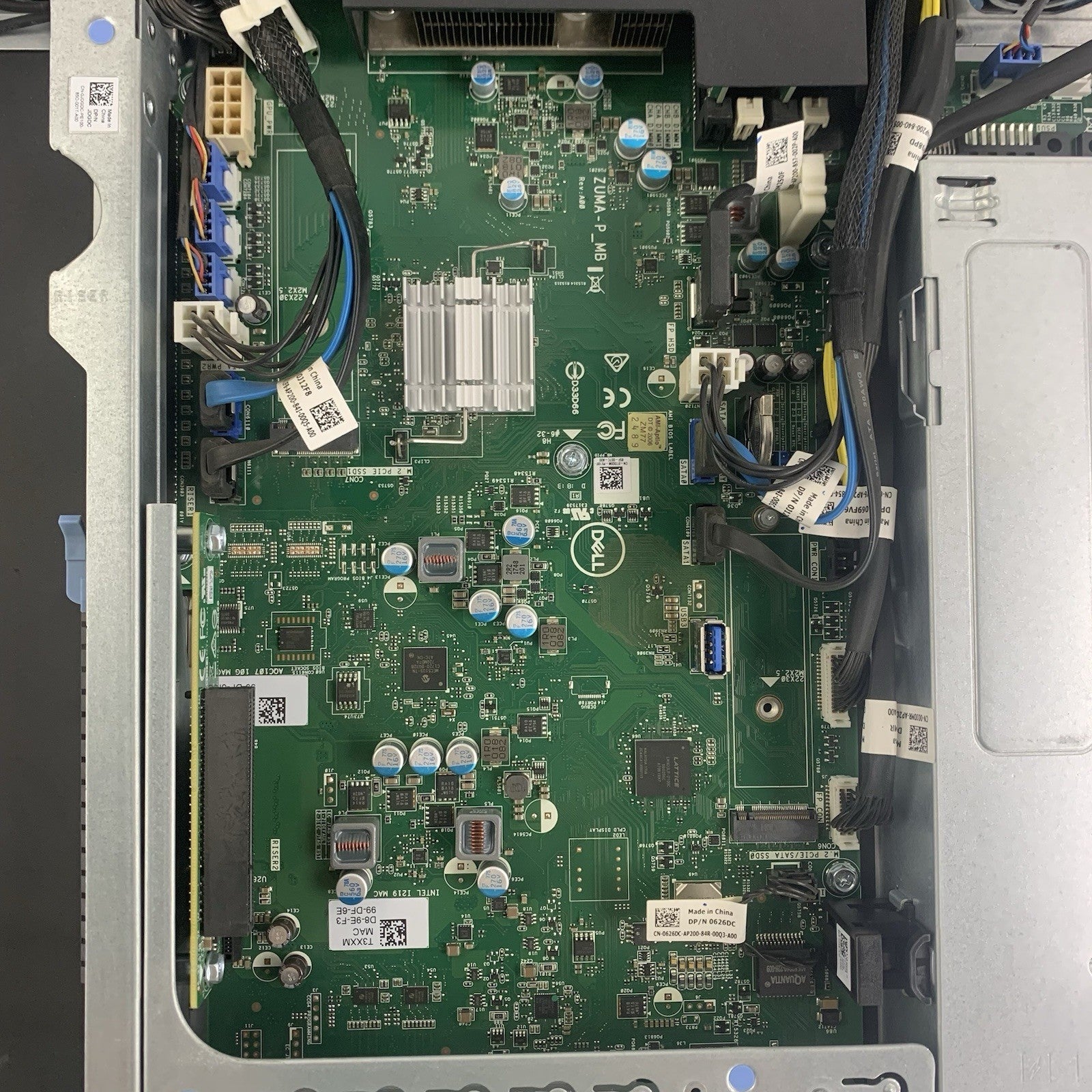 Dell Precision 3930 Rack 1x i9-9900K 3.6 GHz 32 GB Ram No OS No 2.5" HDD10