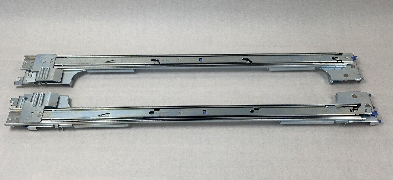 Dell UN443 GM761 WC369 RP267 Left and Right 2U PowerEdge Server Rapid Rail Set