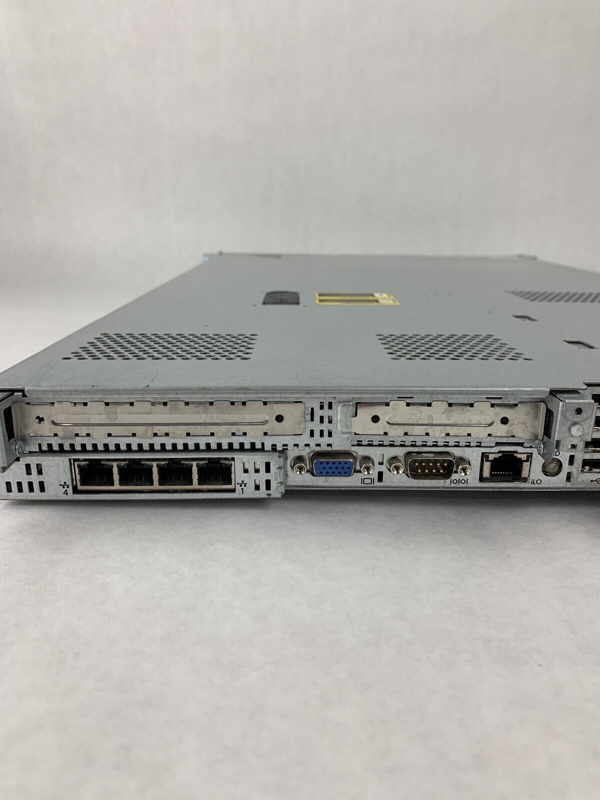 HP Proliant DL360p G8 Gen8 2x Quad Core E5-2609 2.4 GHz 16 GB RAM No HDD No OS