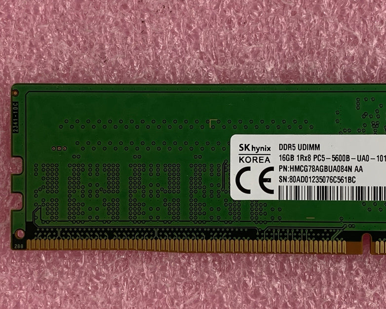 SK Hynix HMCG78AGBUA084N AA DDR5-4800 1x16GB UDIMM Desktop Memory RAM