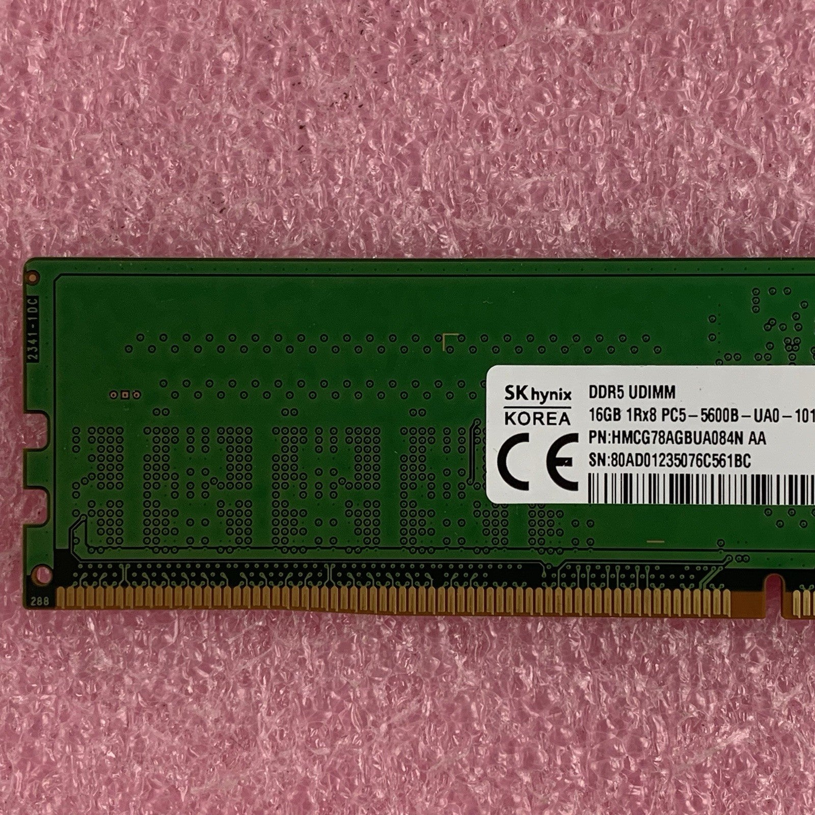 SK Hynix HMCG78AGBUA084N AA DDR5-4800 1x16GB UDIMM Desktop Memory RAM2