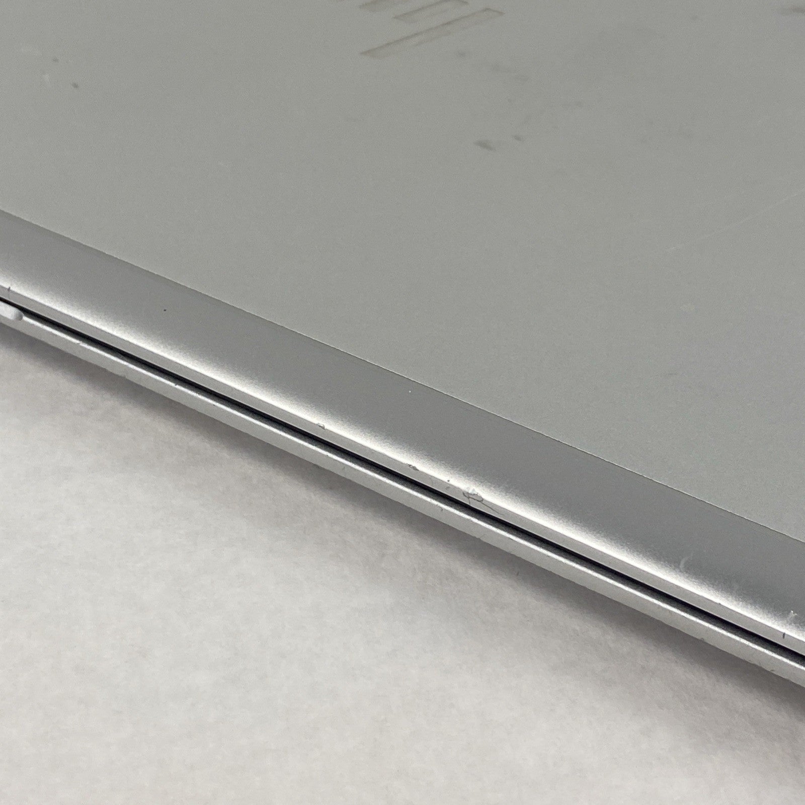 HP EliteBook 850 G6 Core i7-8565U 1.80GHz 8GB RAM 15.6" No Battery No HDD No OS