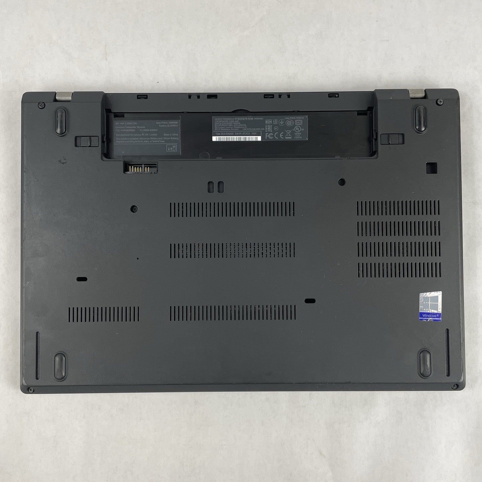 Lenovo ThinkPad T480 14" i5-8350U 1.70 GHz 8 GB RAM No SSD/OS/AC - Missing DIMM13