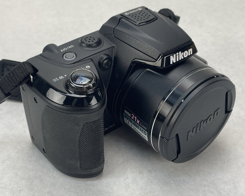 Nikon Coolpix L120 14.1MP Compact Bridge Camera 21x  Small Screen Crack Tested