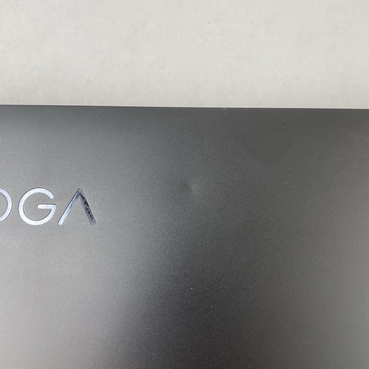 Lenovo Yoga C930-131KB 14" i7-8550U 1.80 GHz 8 GB RAM No SSD/OS/AC/Batt11