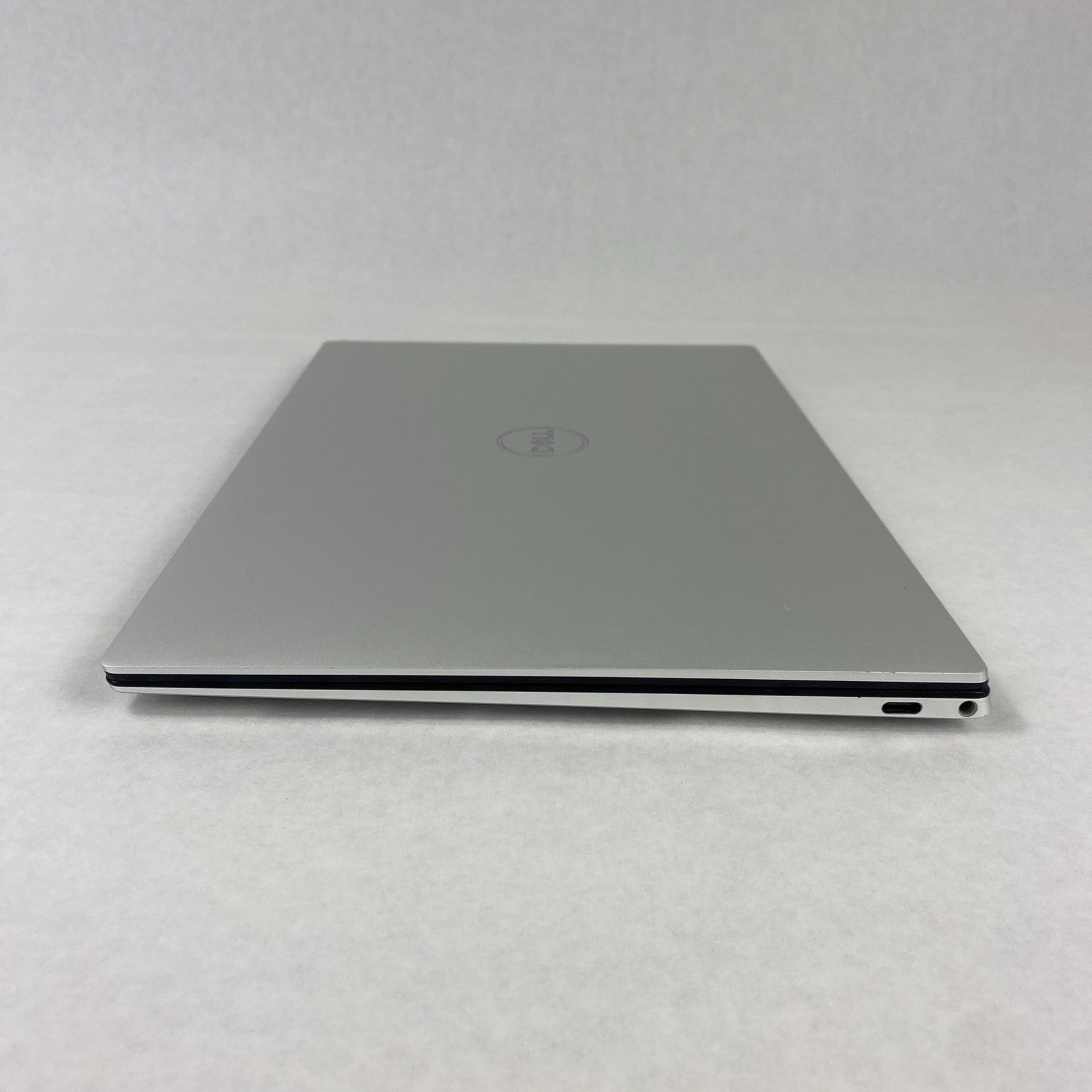 Dell XPS 13 9300 Core i3-1005G1 1.20 GHz 8 GB RAM 13.4" No HDD No OS
