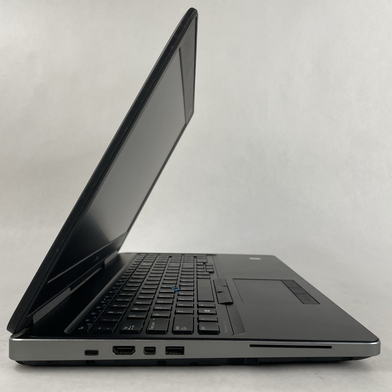 Dell Precision 7520 15.6" i5-7300HQ 2.5GHz 8GB RAM No SSD/OS/AC/Batt - READ5