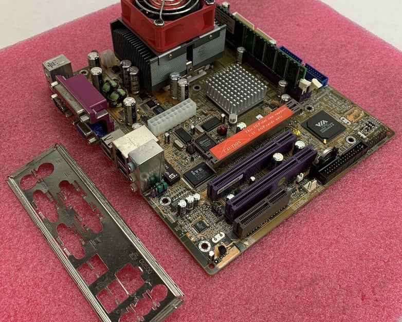 SOYO SY-K7VM333 Motherboard mATX AMD Sempron 2500T 1.75GHz 256MB RAM w/ Shield
