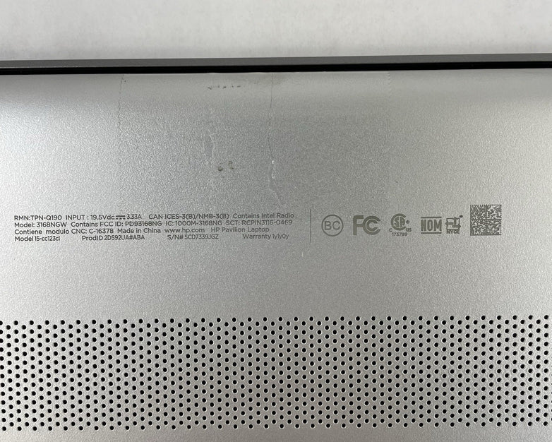 HP Pavilion 15-cc123cl 15.6" i5-8250U 1.60 GHz 8GB RAM No SSD No OS - Bad Bottom