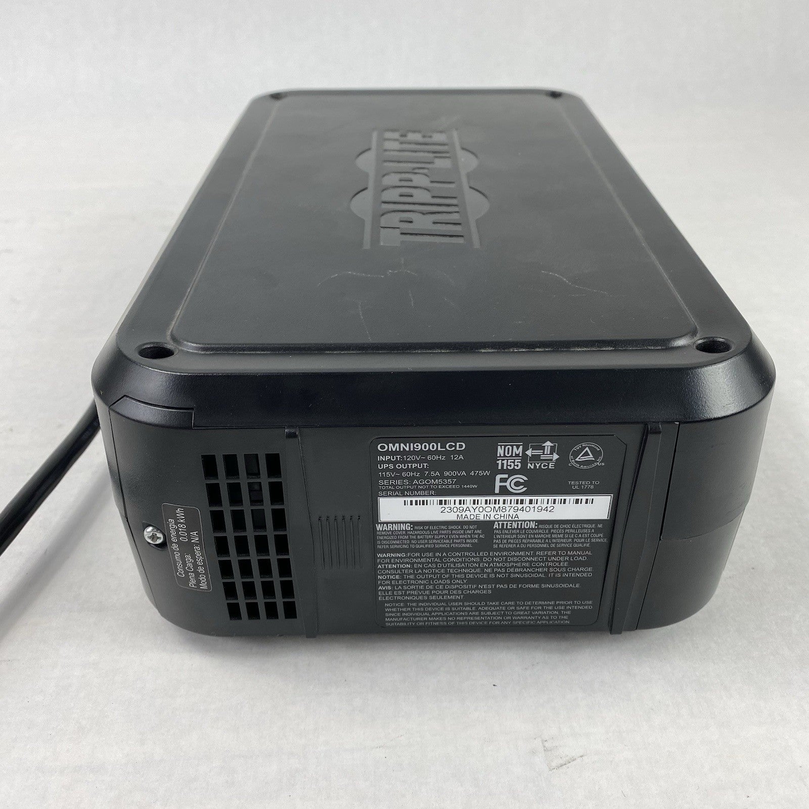 TrippLite OMNI900LCD 475W UPS Battery Backup No Battery Power Tested