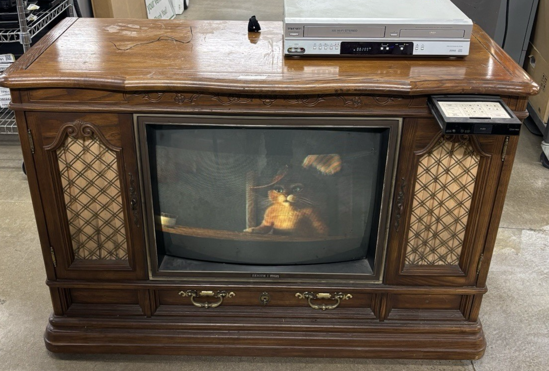 Zenith TV SB2777P 1985 Advanced System 3 Color Television Built in Speakers
