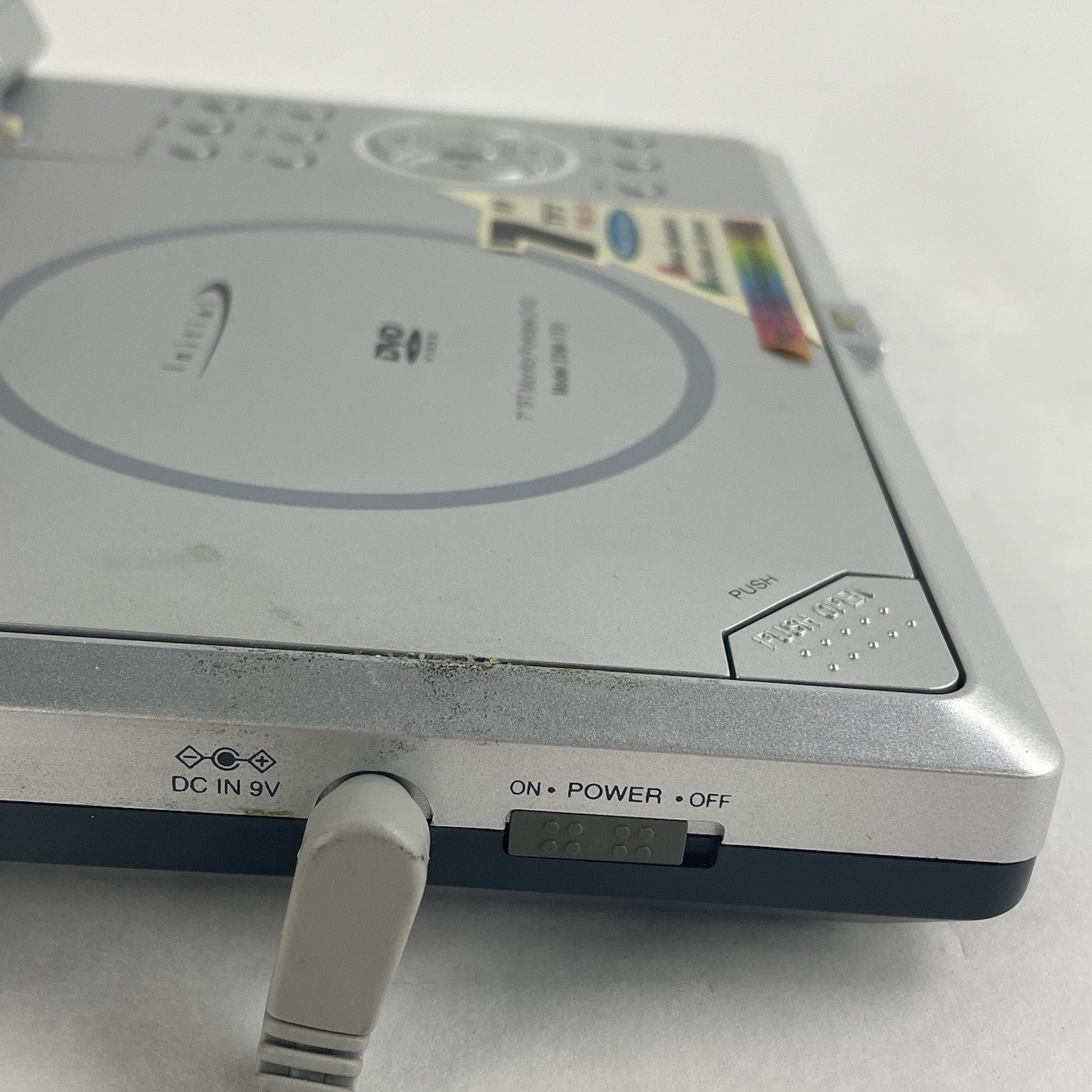 Initial IDM-1731 Portable DVD Player (7") Tested with AC Adapter6