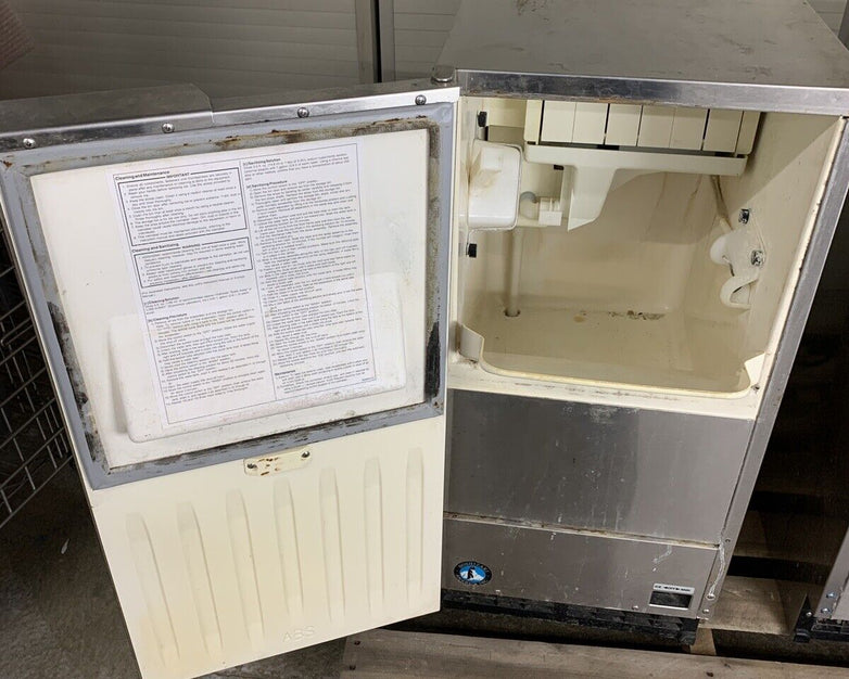 Hoshizaki Ice Maker AM-50BAE-AD Commercial Ice Maker Untested For Parts & Repair