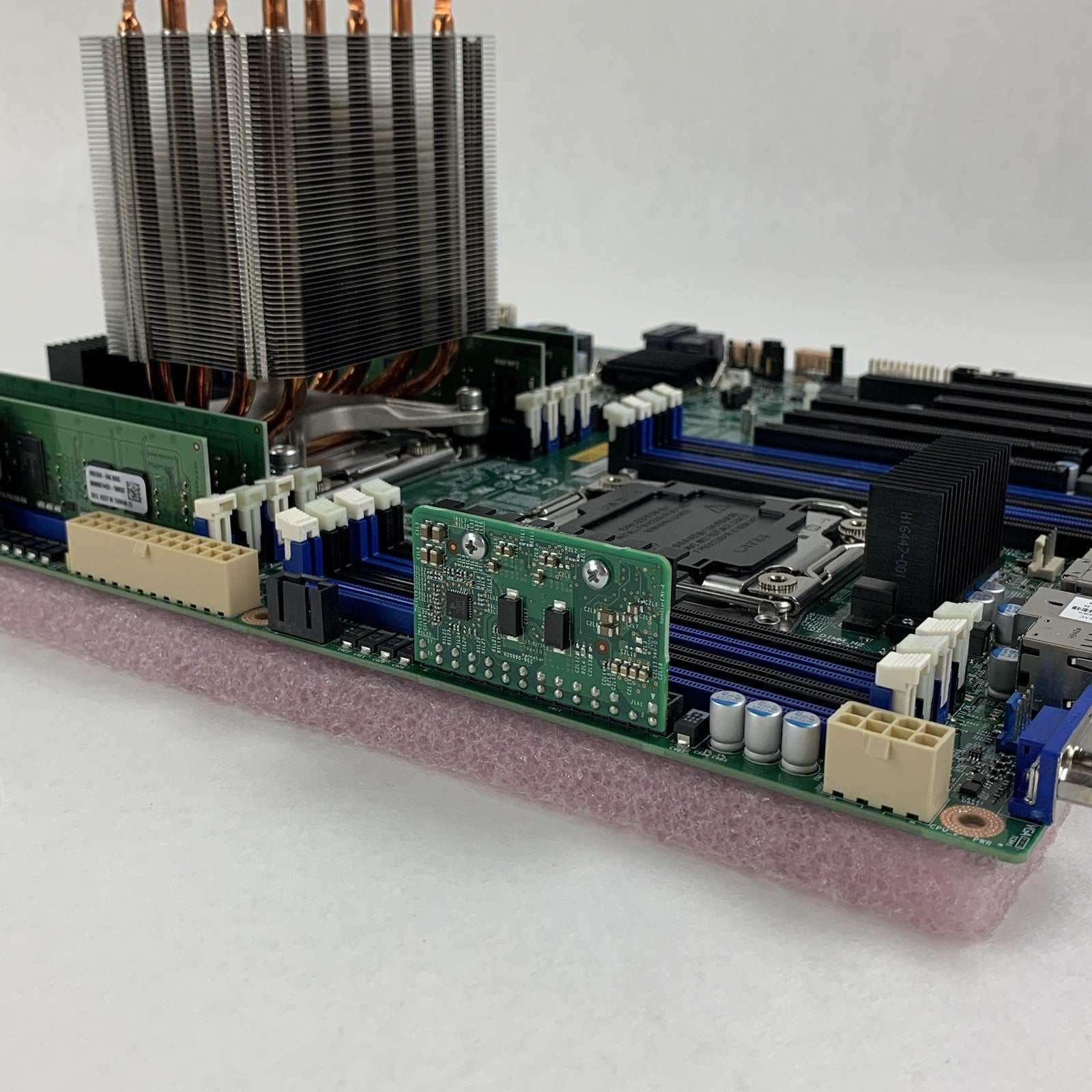 Intel S2600CW Motherboard H12883-273 1x Xeon E5-1620V4 3.5 GHz 32 GB Ram Tested
