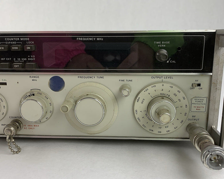 HP Hewlett-Packard 8640B Signal Generator - Power Tested