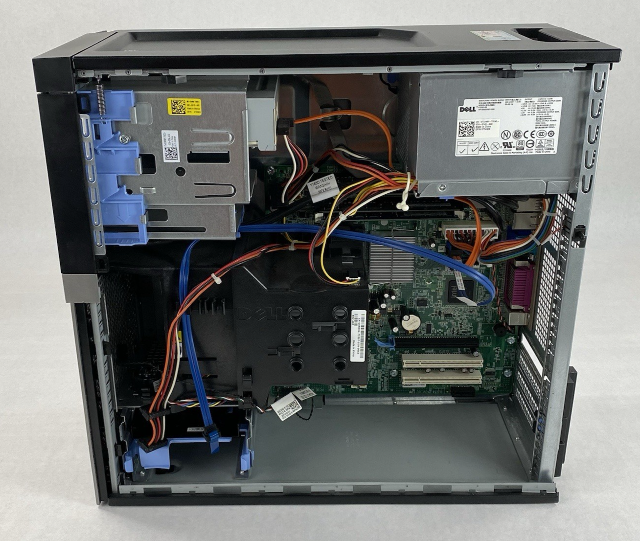 Dell OptiPlex 960 MT Core 2 Quad Q9650 3.00GHz 8GB RAM No HDD No OS