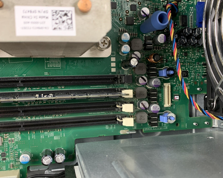 Dell PowerEdge T410 Server  2x Xeon E5503 2 GHz 16 GB Ram No OS No HDD