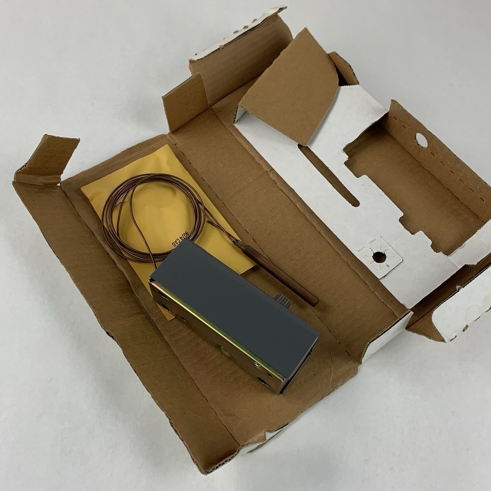 Honeywell T6031A 1029 Refrigeration Temperature Controller -30°F To +90°F UL3