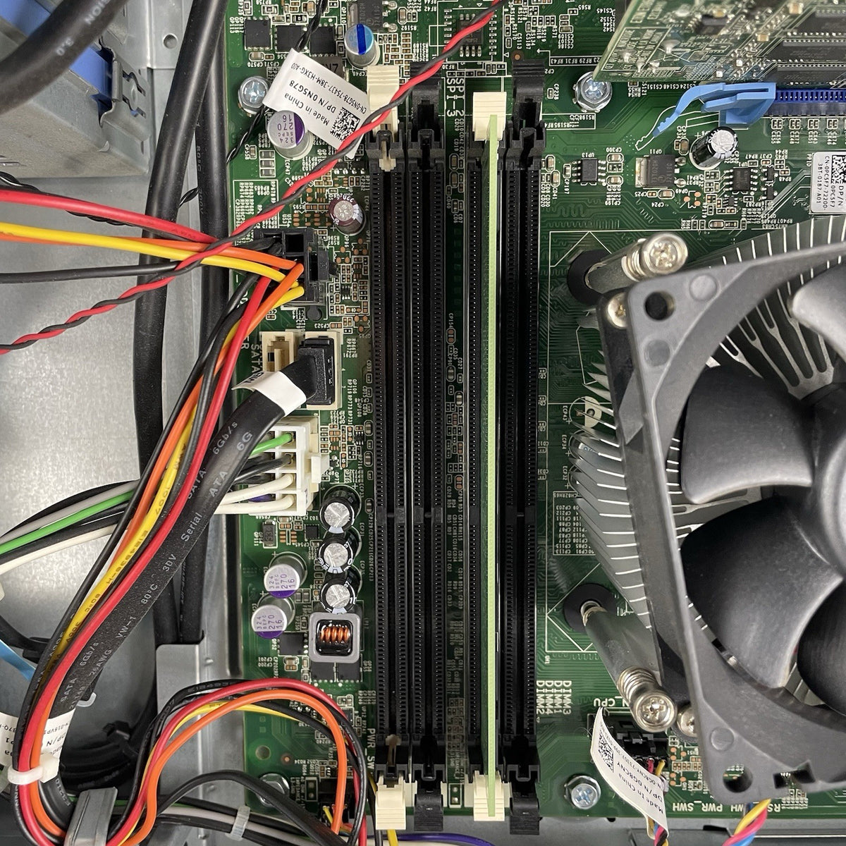 Dell Optiplex 9020 MT i5-4670 3.40 GHz 4 GB RAM No HDD/OS AMD Radeon 4190-C24-A17