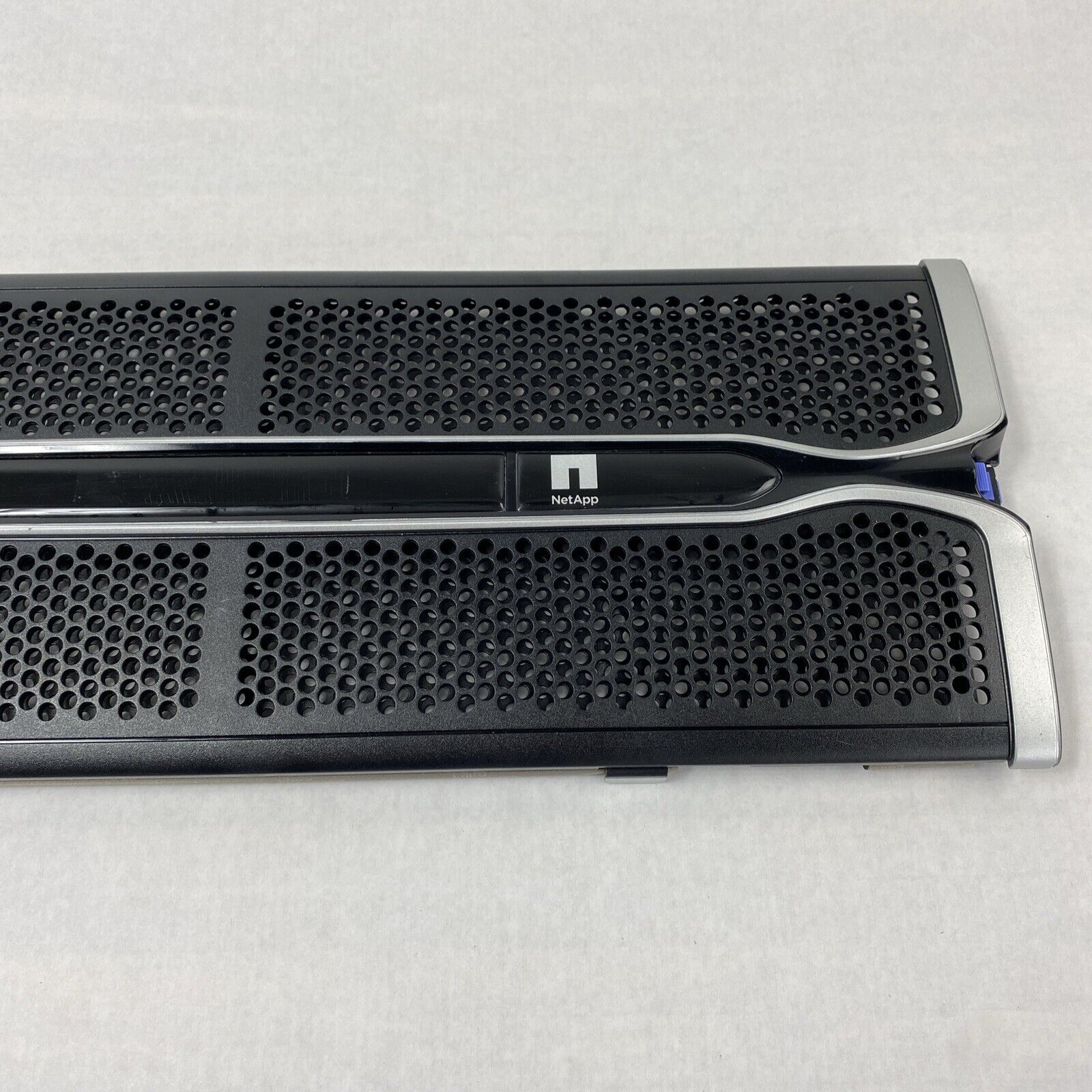 NetApp 4U Front Cover Plate For NetApp E5600 Series