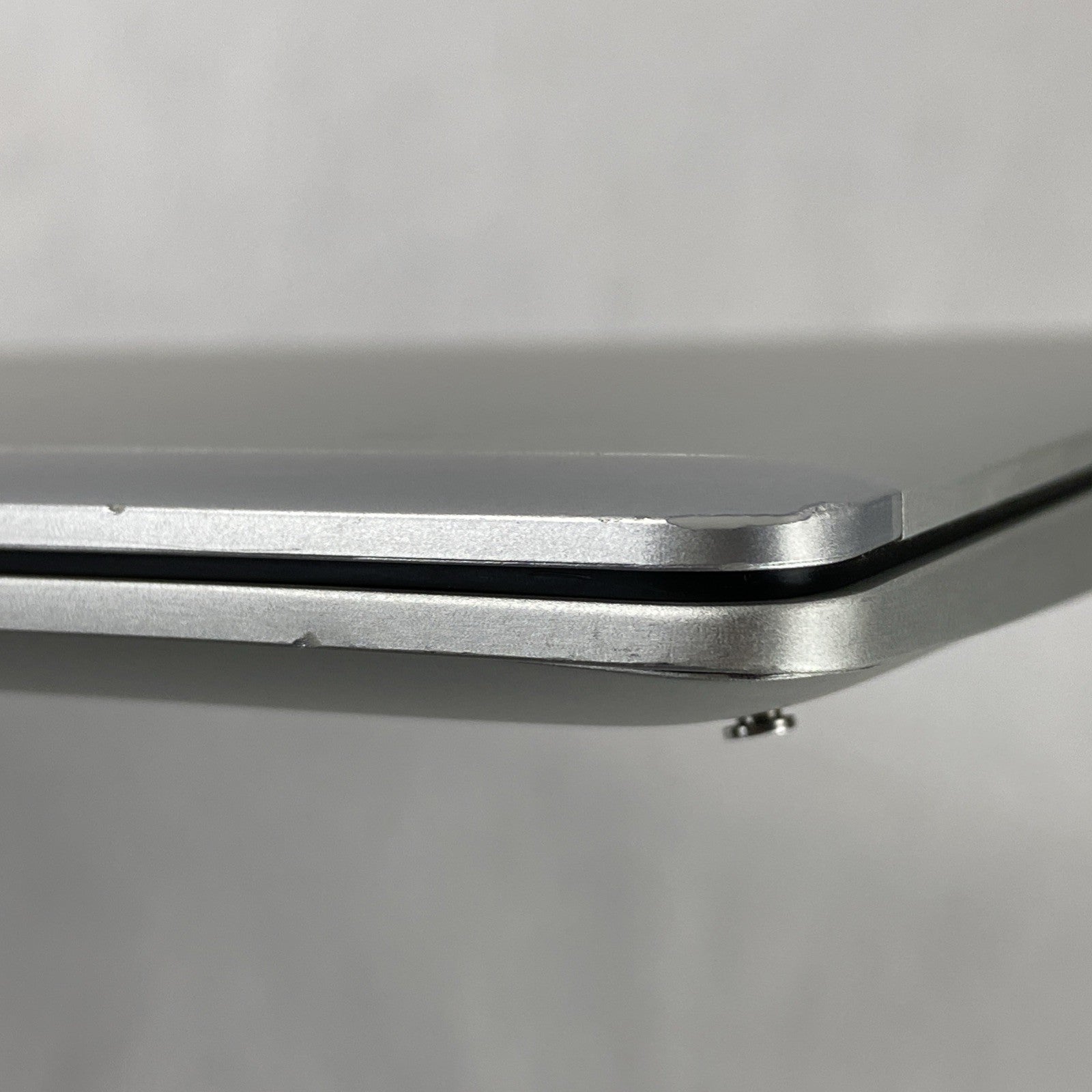 HP EliteBook 850 G5 Core i7-7600U 2.80 GHz 16 GB RAM 15.6" No HDD No OS