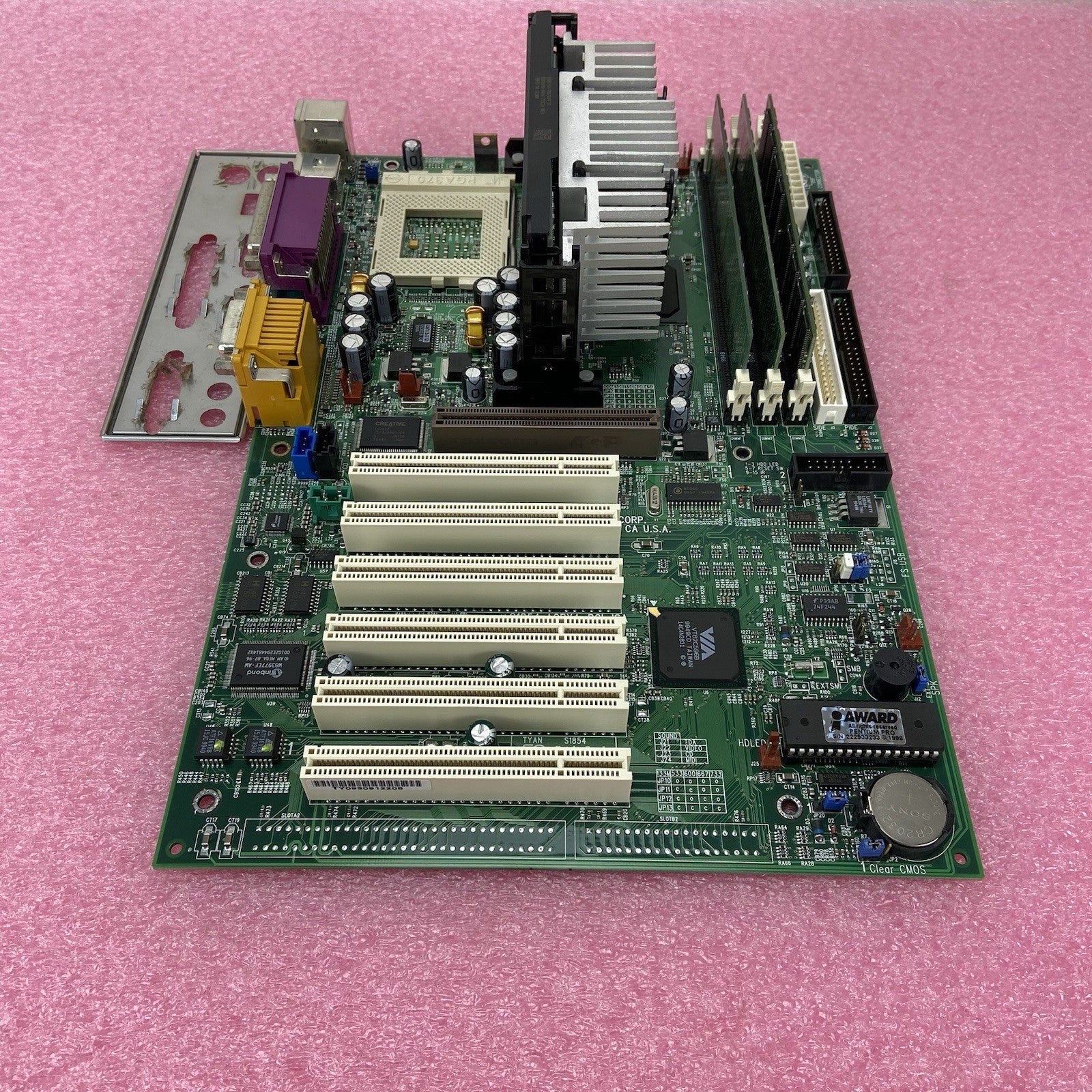 Tyan S1854 Motherboard Intel Pentium III/Xeon 528MHz 383MB RAM w/IO Shield1