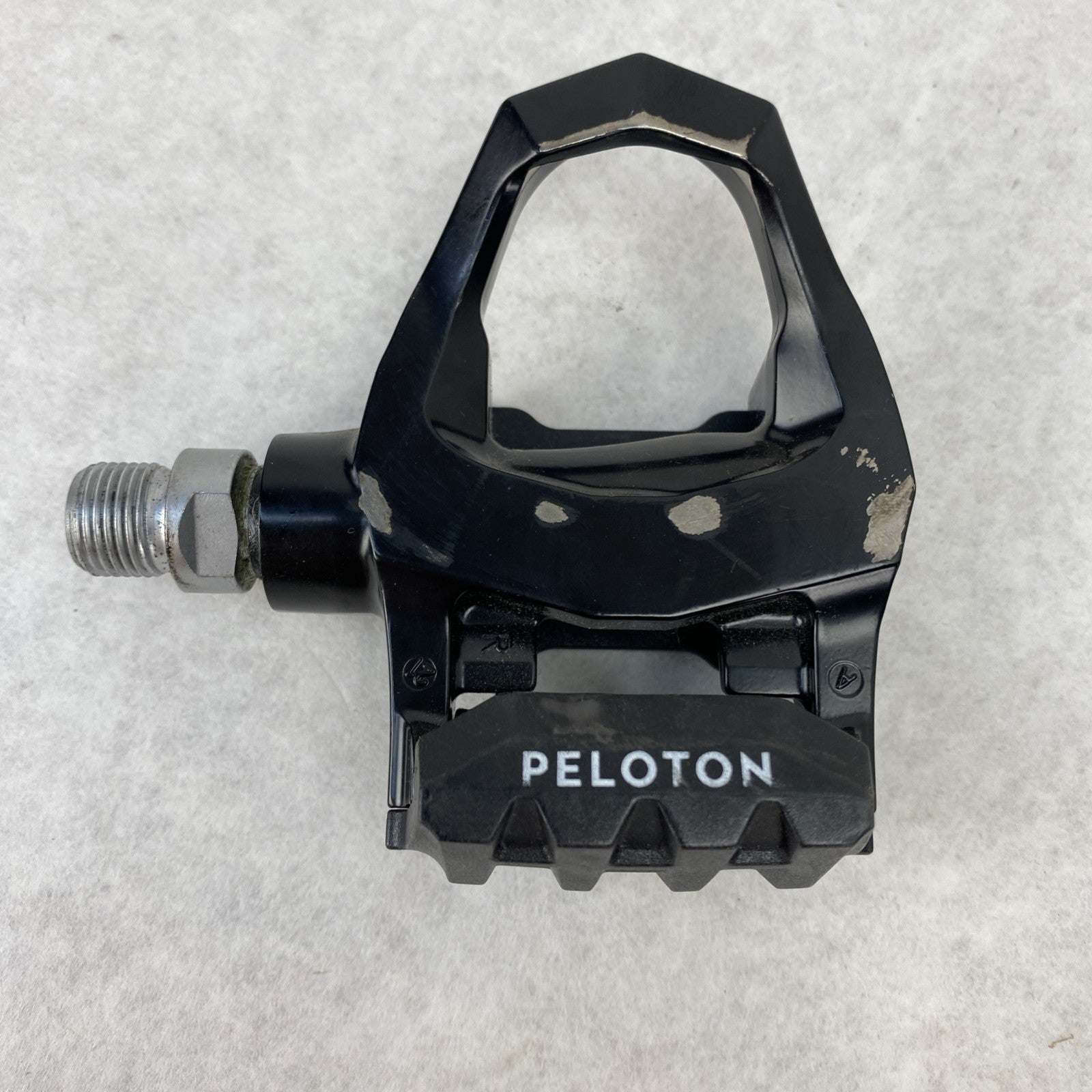 Peloton Clip in Indoor Pedals Right and Left4