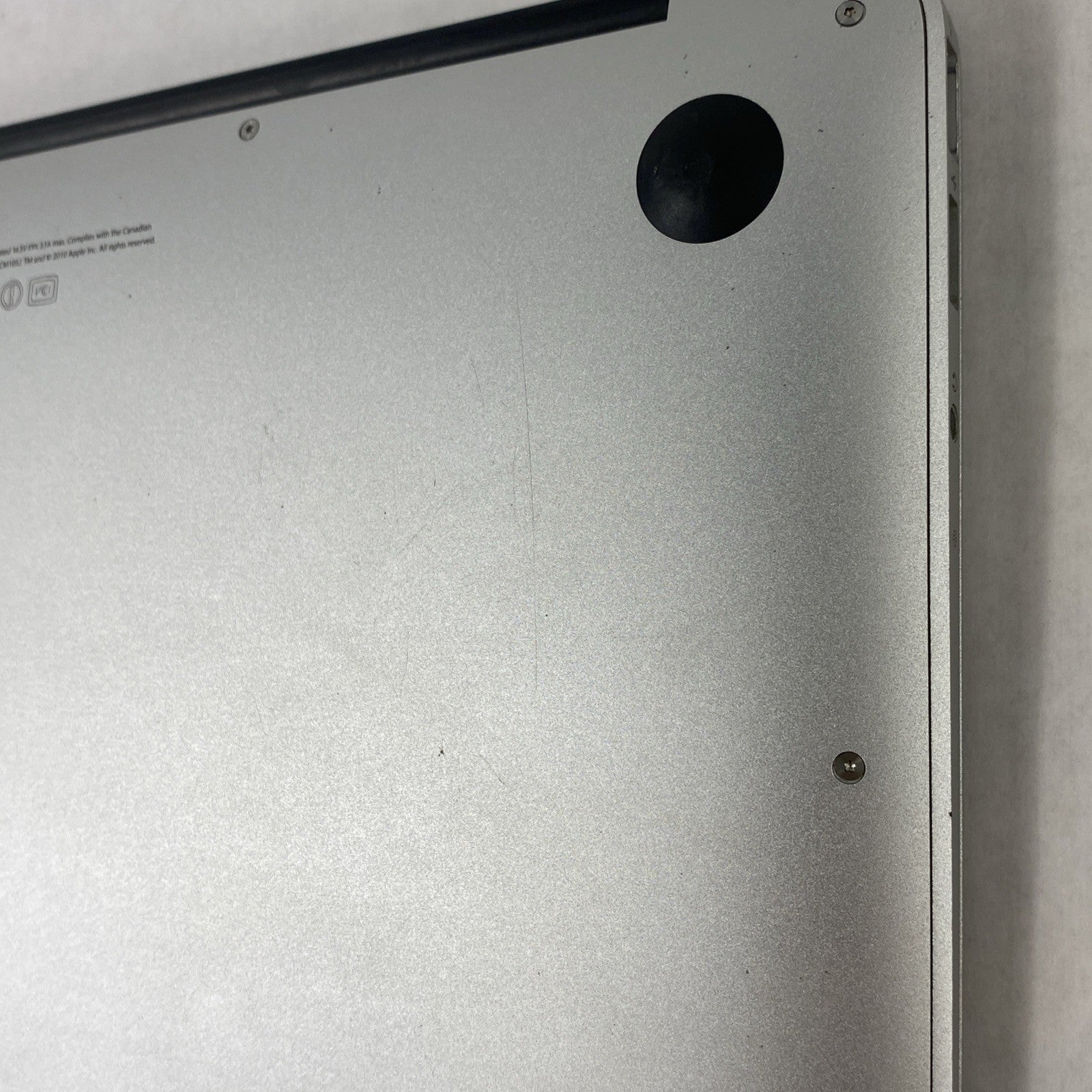 Apple MacBook Air A1370 2010 11" 1.4GHz Core 2 Duo 4GB RAM 60GB SSD os10.7.5