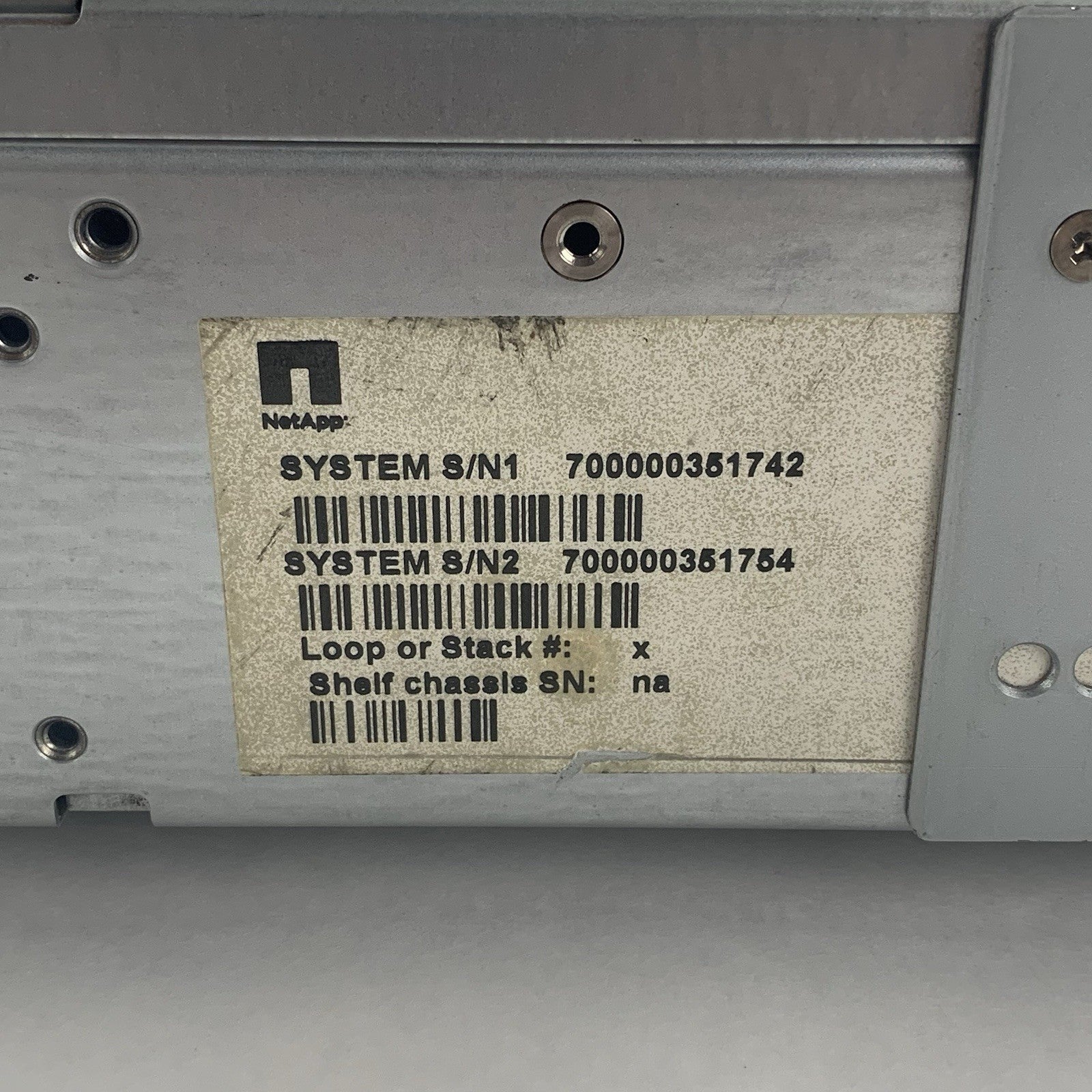 NetApp FAS2040 NAF-0602 Storage System 2x PSU No HDD No Controllers9