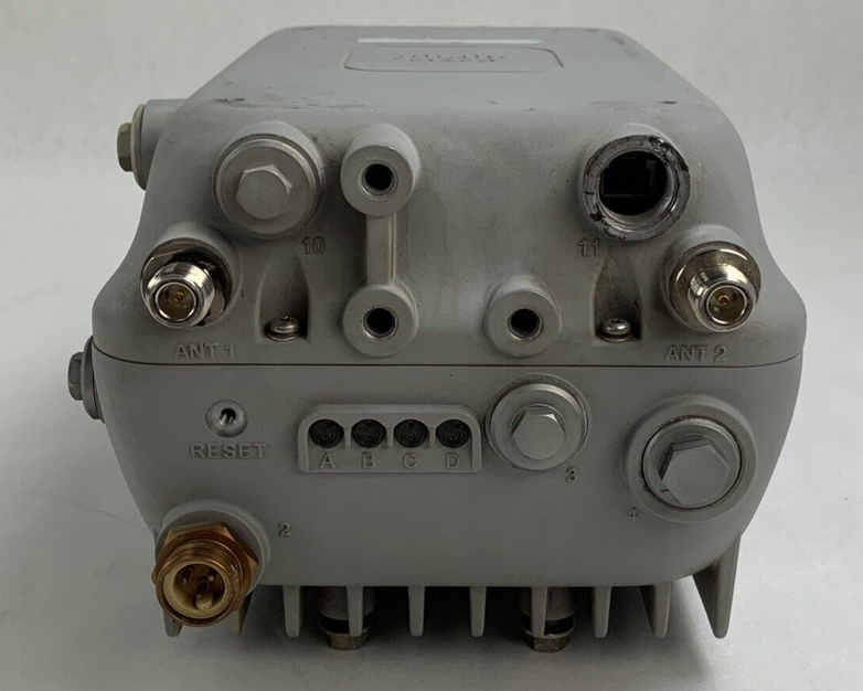Cisco AIR-AP1572EAC-B-K9 Aironet Outdoor Access Point Missing Screws and Covers