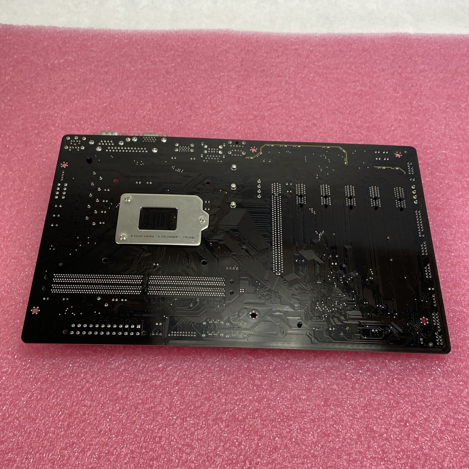 Gigabyte H110-D3A Motherboard Pentium C4400 3.3GHz No RAM No Shield