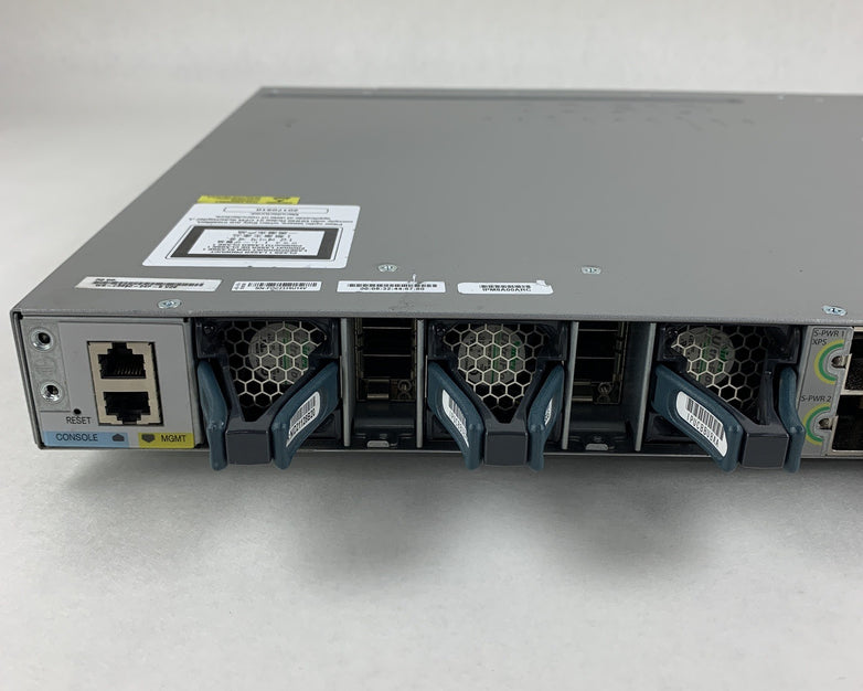Cisco Catalyst WS-C3850-24P-S V08 24-Port Gigabit Ethernet PoE Switch Tested
