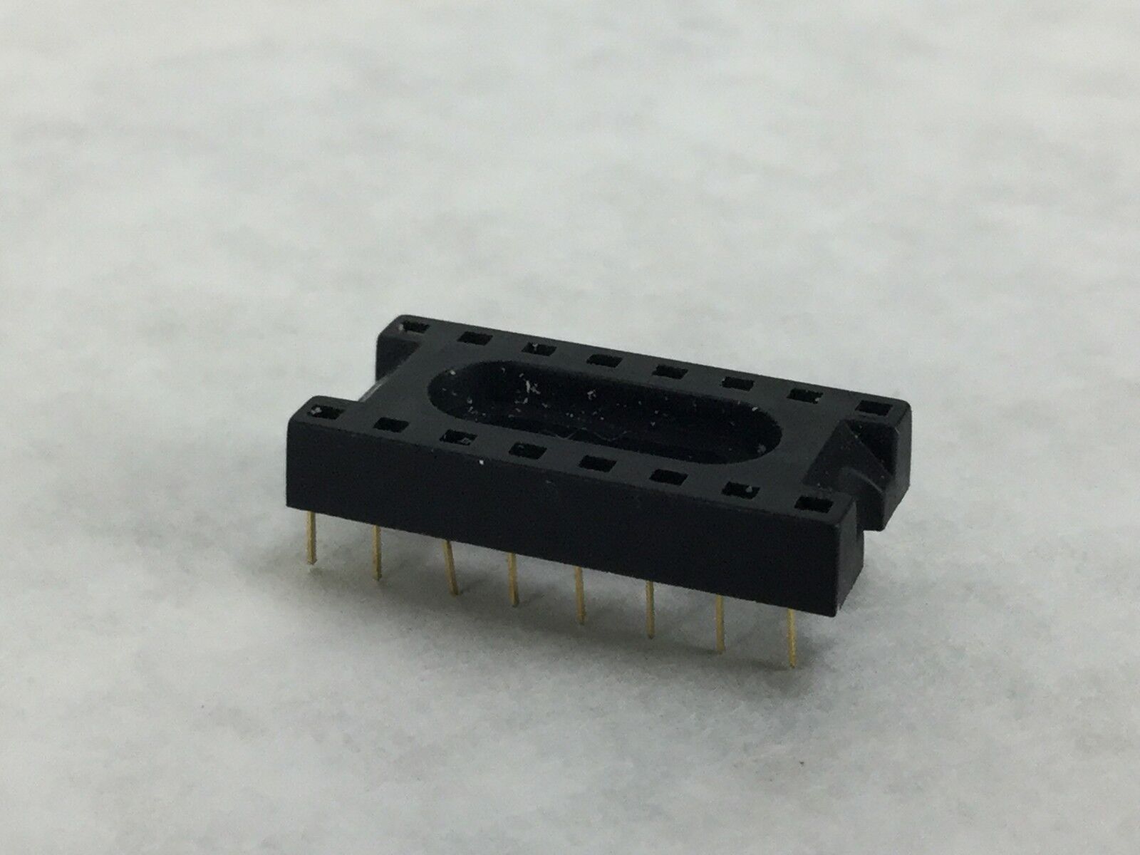 Amphenol 821-20011-164 16 Pin (Lot of 20)