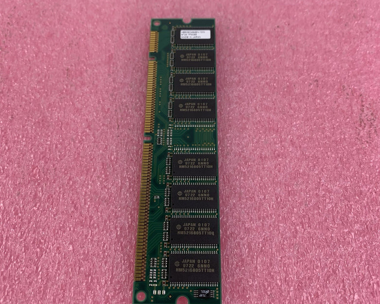 Hitachi HB526C464EN-10IN 32MB Desktop SDRAM 9724 7F3055