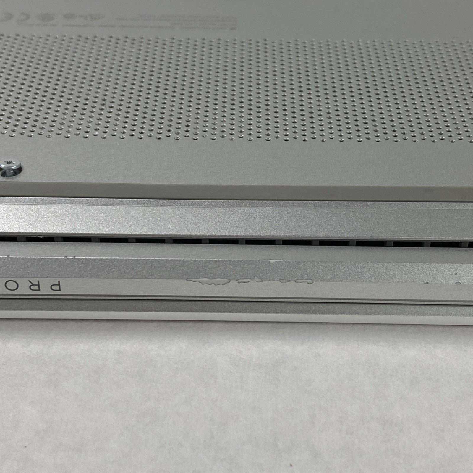 HP ProBook 630 G8 Intel Core i7-1165G7 2.80GHz 16GB RAM 13.3" No HDD No OS No AC