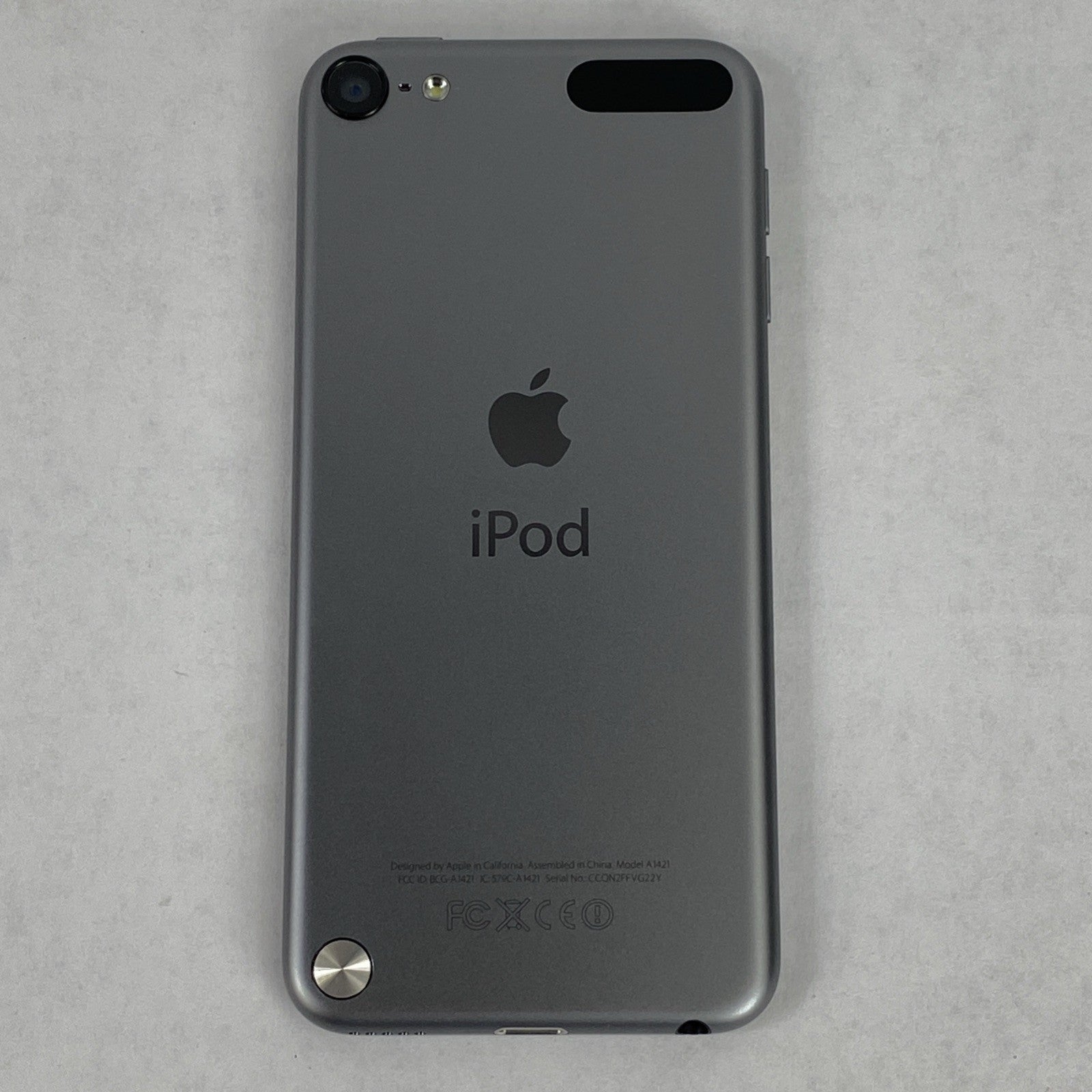 Apple iPod Touch 5th Gen A1421 16GB 4" Space Gray Slate10