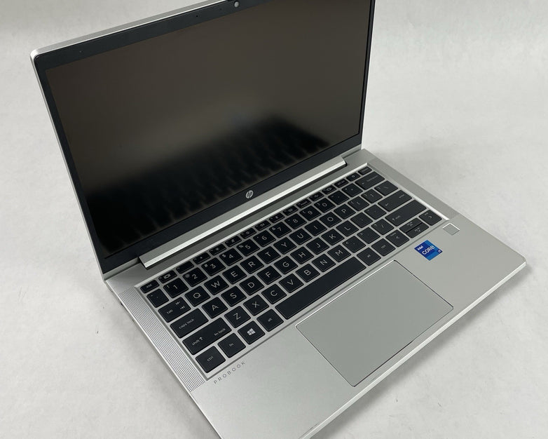 HP ProBook 630 G8 13.3" i7-1165G7 2.60 GHz 8 GB RAM No SSD/OS/AC