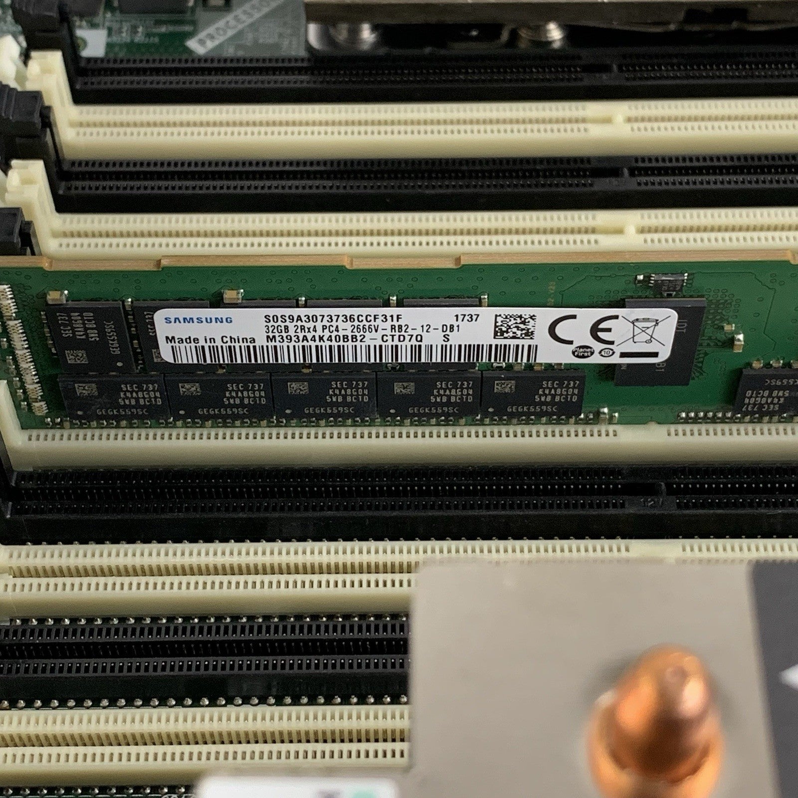 HP ProLiant DL380 Gen10 Server 2x Intel Xeon Gold 5222 3.8GHz 64GB RAM No OS/HDD16