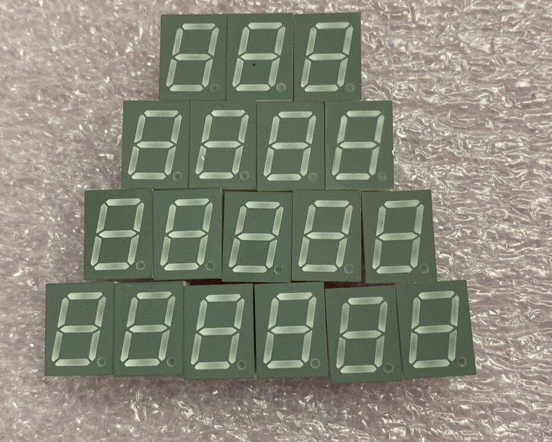 Brinkman Instruments 7 Segment Numeric Display 4301G Green (Lot of 18)