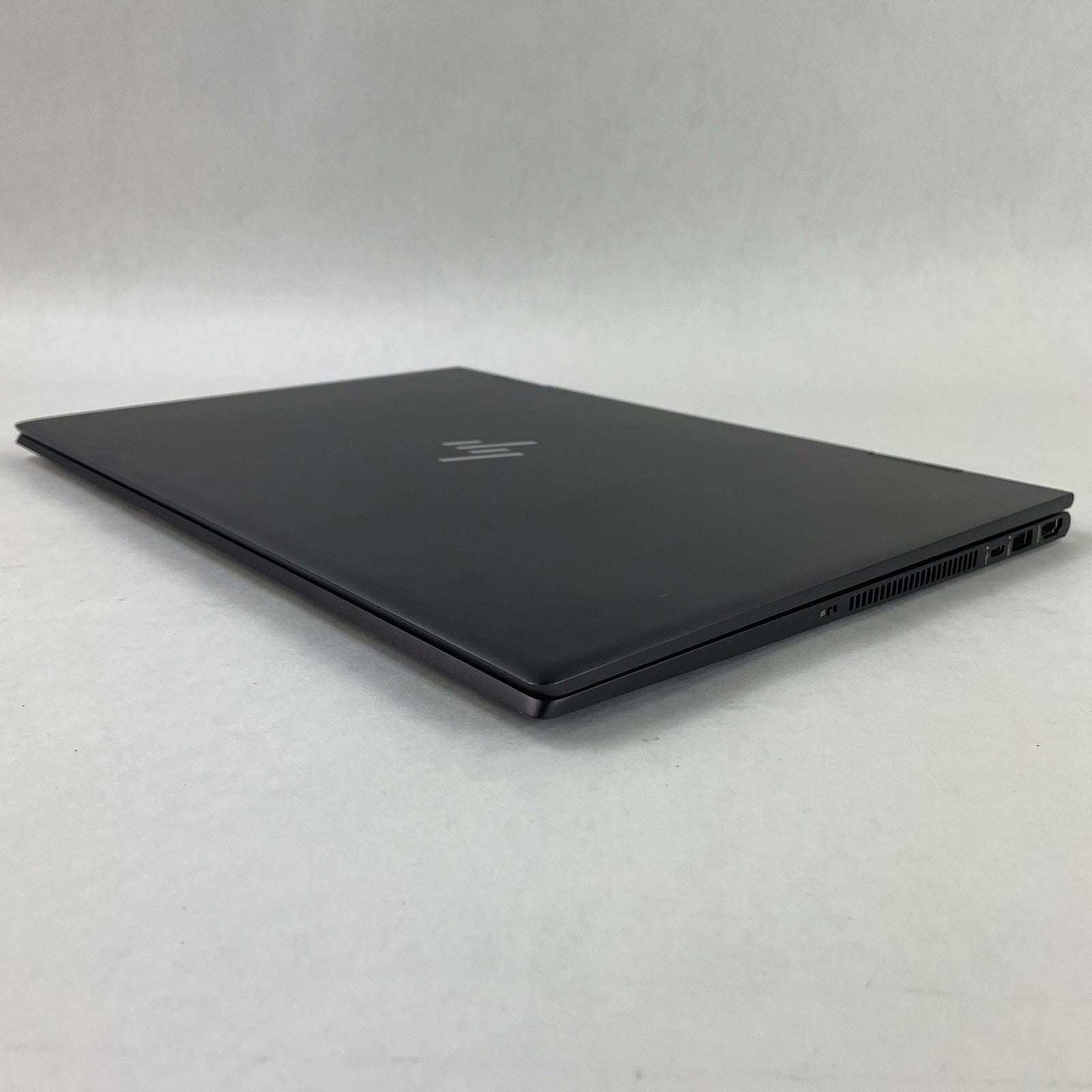 HP ENVY x360 15m-ds0011dx 15.6" Ryzen 5 3500U 2.10GHz 16GB RAM No SSD/OS/AC/Batt8