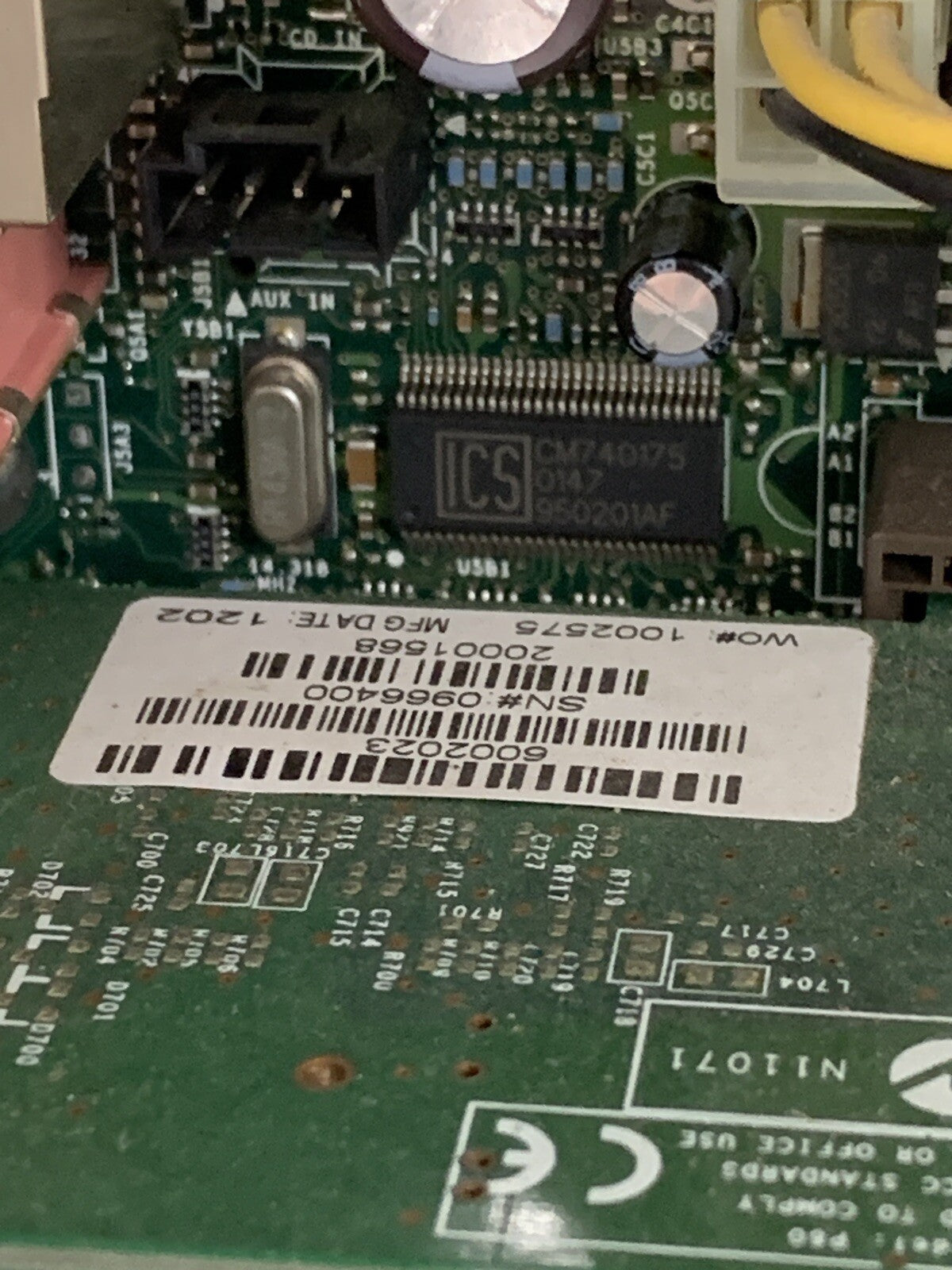 Gateway E-3600 MT Intel Pentium 4 1.6 GHz 680 MB RAM No HDD No OS