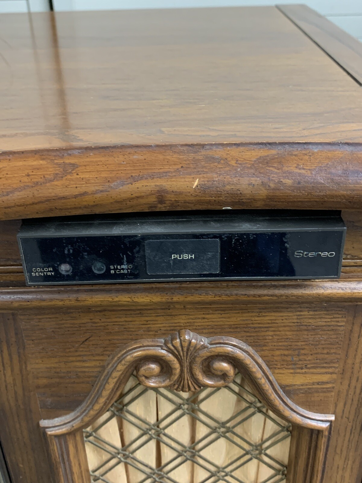 Zenith TV SB2777P 1985 Advanced System 3 Color Television Built in Speakers