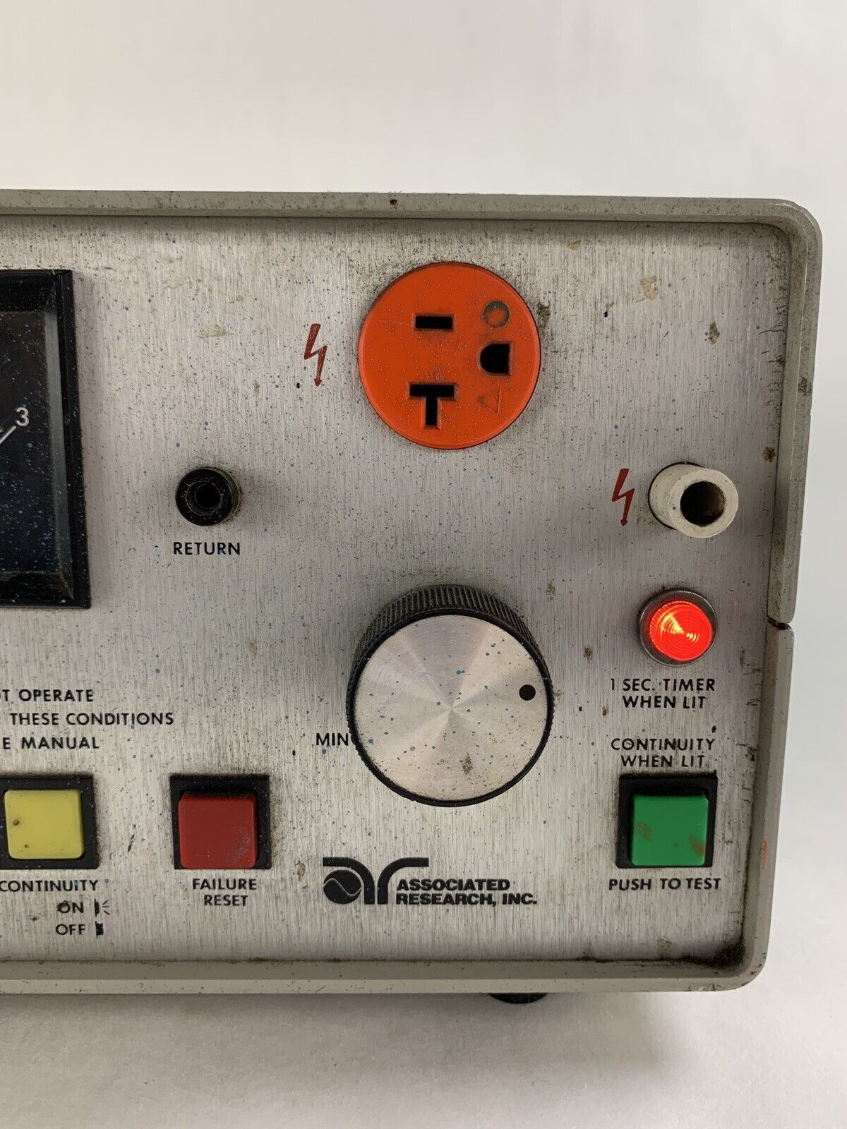 Associated Research 4040AT AC/DC Hypot Ground Continuity Test Set Power Tested