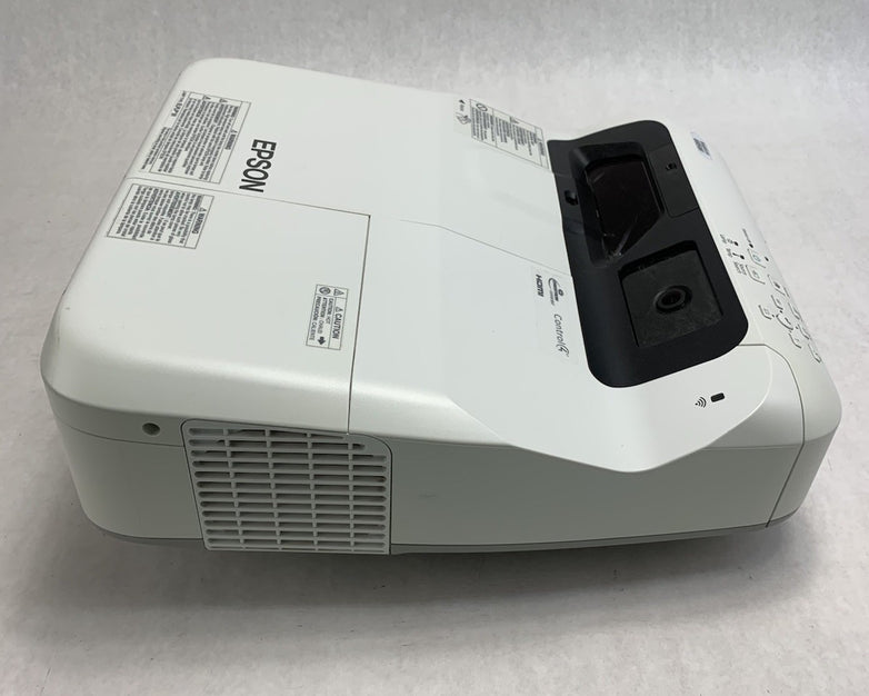 Epson PowerLite 695Wi H740A LCD Lamp Projector 1518 Lamp Hours - No Remote