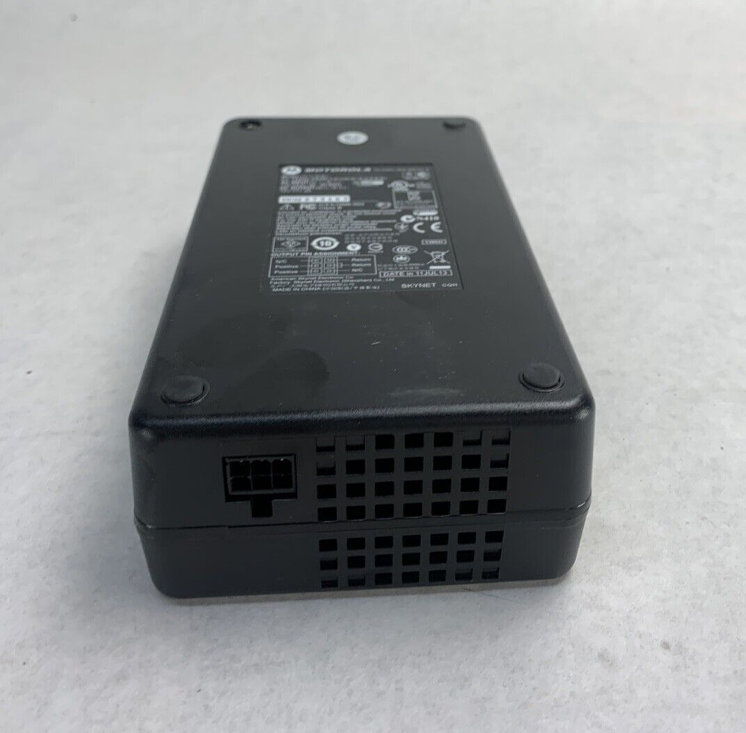Lot of 2 Motorola 50-14000-242R Power Supply 100-240V 50-60Hz 15V Rev A