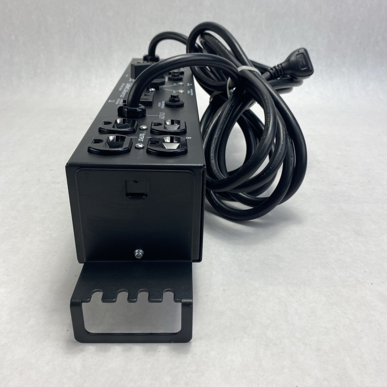 Vertiv MP2-120C Liebert MicroPOD AC Power System 120V 16A Right Angle NEMA 5-20P10