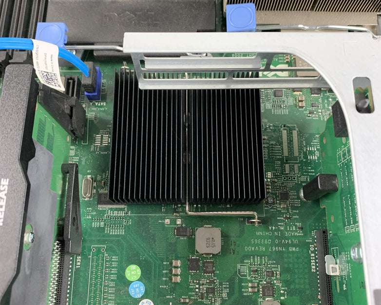 Dell PowerEdge R710 Server x1 Intel Xeon E5504 2.00 GHz 24 GB RAM No HDD No OS
